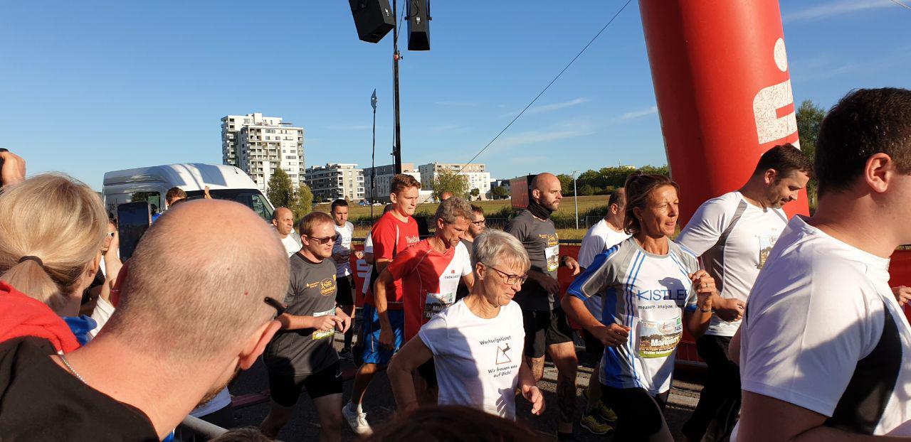 Teamerfolg beim Flugfeld-Firmenlauf 2019